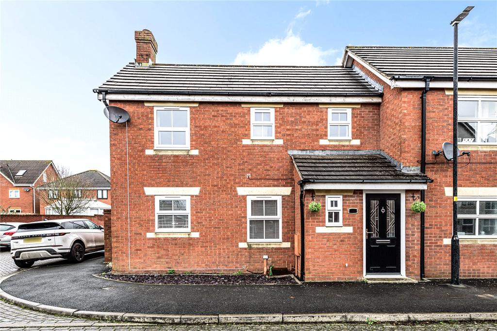 Thresher Drive, Groundwell, Swindon, SN25 2 bed end of terrace house