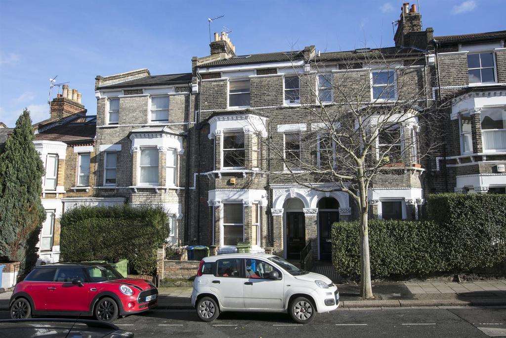 Shenley Road, Camberwell, SE5 2 bed flat £450,000