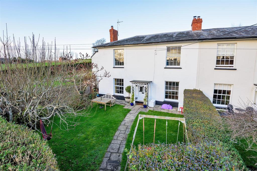 Westford Court, Wellington 3 bed semidetached house £425,000