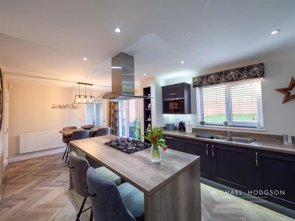 Kitchen / Breakfast / Family Room