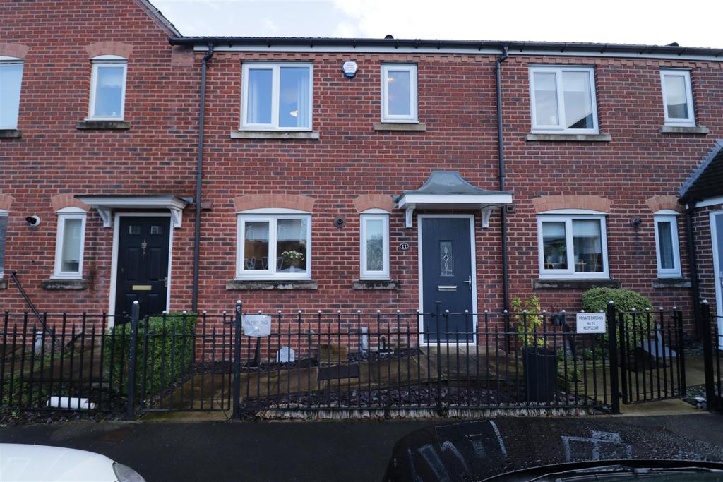 Waterside View, Conisbrough, Doncaster 3 bed townhouse £135,000
