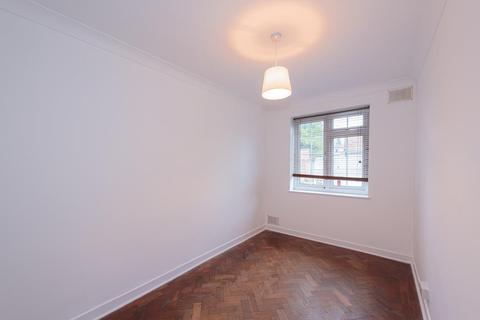 1, Oxford Court Ashley Road, Epsom, KT18 5BQ