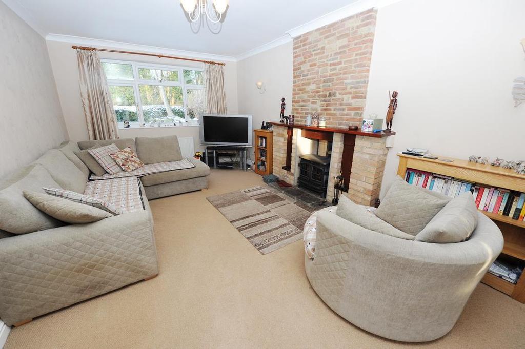 Hunton Road, Scotton, Catterick Garrison 3 bed detached bungalow £380,000