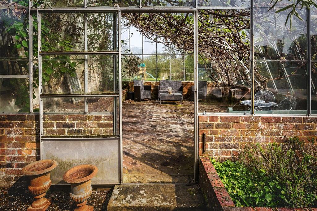 House. partnership Forest Green