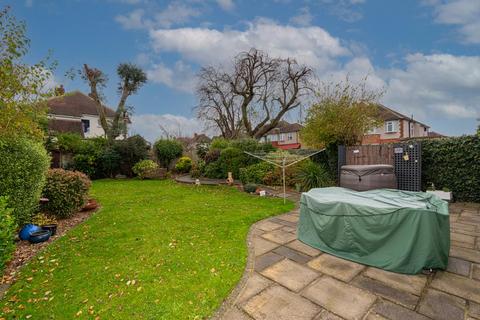 195 Vale Road, Epsom, KT19 0PJ