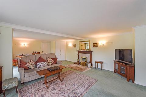 4 bedroom retirement property for sale - Carters Meadow, Charlton, Andover