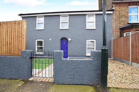 2 bedroom end of terrace house to rent - High Street, Hampton Hill