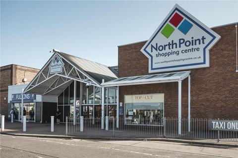 Retail property (high street) to rent - North Point Shopping Centre, Goodhart Road, Bransholme, Hull, East Yorkshire, HU7 4EE