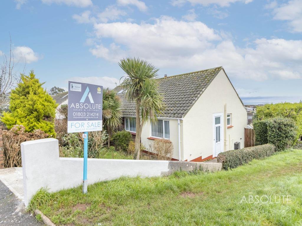 Kings Ash Road, Paignton 2 bed semidetached bungalow £265,000