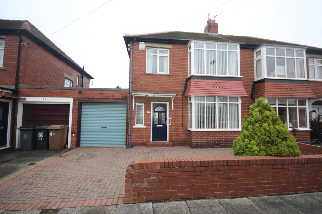 Keswick Drive, Cullercoats, North... 3 bed semidetached house £300,000
