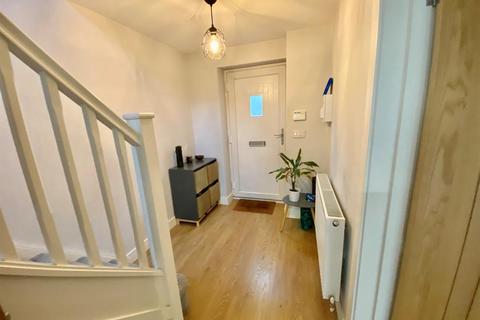 18 Cam Pitch, Cam, Dursley, GL11 5JX