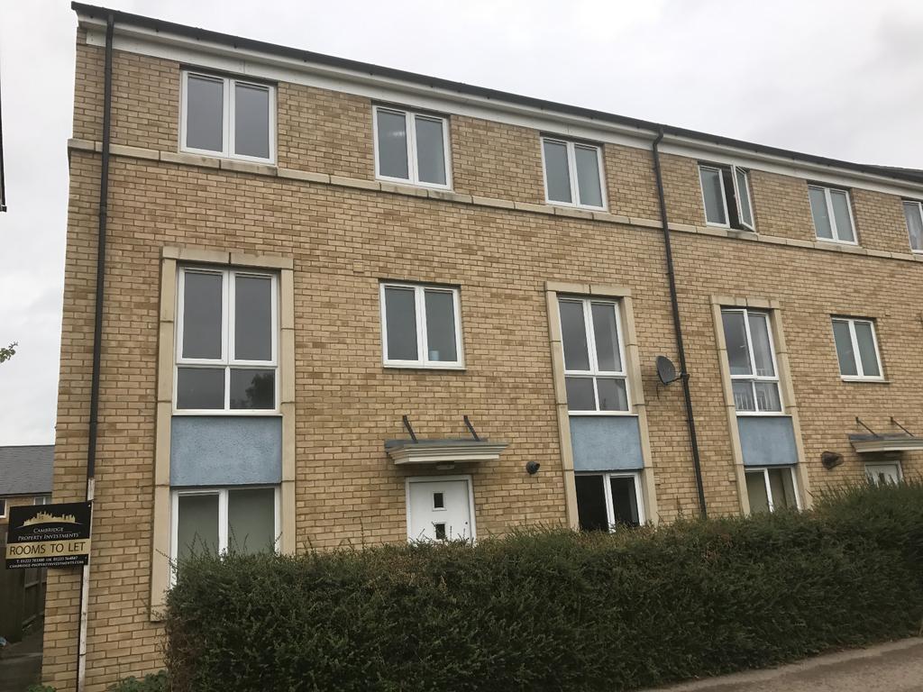 Cambridge letting agents double room to let