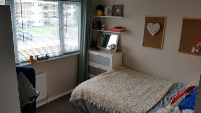 Honeywood-close-ct1-1xf-922050