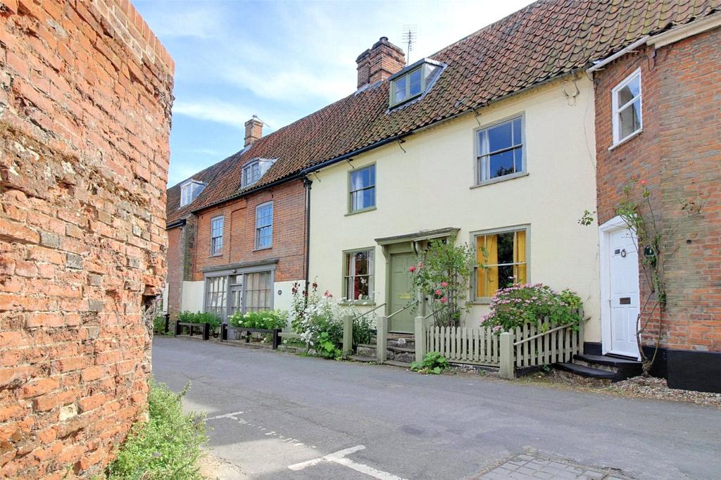 Back Street, Reepham, Norwich, NR10 2 bed terraced house £765 pcm (£