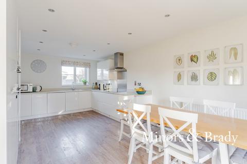 6 Colossus Way, Norwich, NR5 0UX