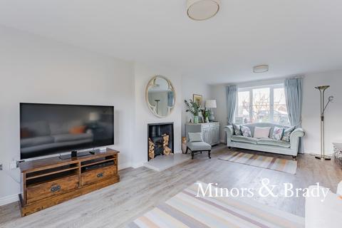 6 Colossus Way, Norwich, NR5 0UX