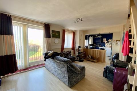 2 bedroom maisonette for sale - Illingworth House, St. Johns Green, North Shields