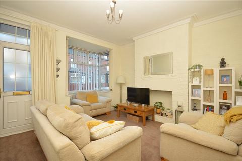 18 Cross Flatts Crescent, Leeds, LS11 7JT