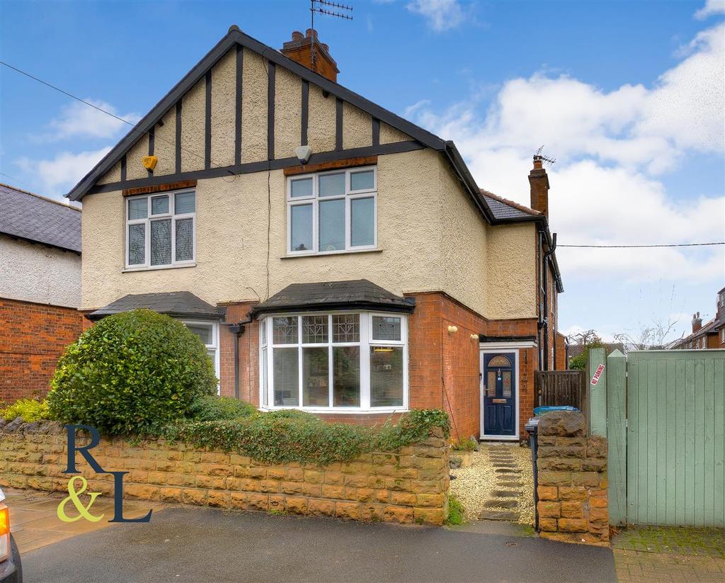 Highfield Road, West Bridgford... 3 bed semidetached house £465,000