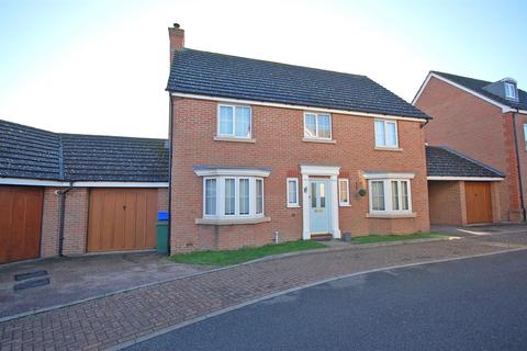 18 Crofters Walk, Braintree, CM77 7GP