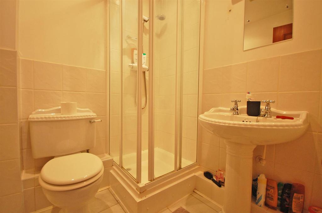 Ensuite.jpg
