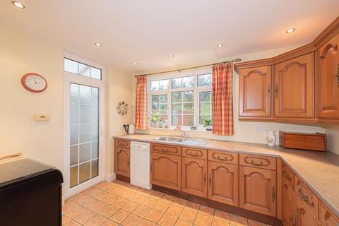 36 Edenfield Gardens, Worcester Park, KT4 7DU