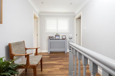 41 Weston Road, Failand, Bristol, BS8 3UR