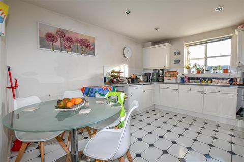 76 Evans Wharf, Hemel Hempstead, HP3 9WN