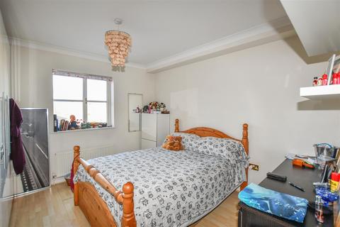 76 Evans Wharf, Hemel Hempstead, HP3 9WN