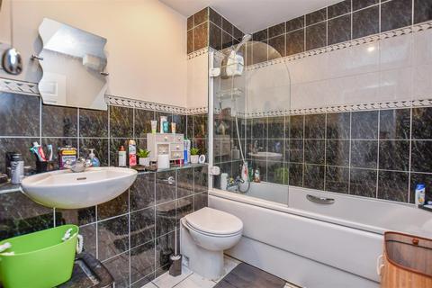 76 Evans Wharf, Hemel Hempstead, HP3 9WN