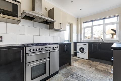 4 bedroom house to rent - Westwood Avenue London SE19