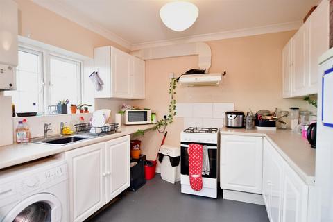 4 bedroom semi-detached house for sale, Dartmouth Crescent, Brighton, East Sussex