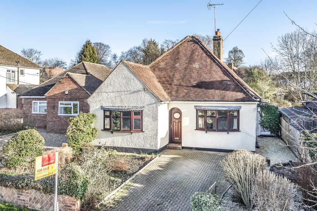 Chesham, Buckinghamshire, HP5 3 bed detached bungalow £500,000
