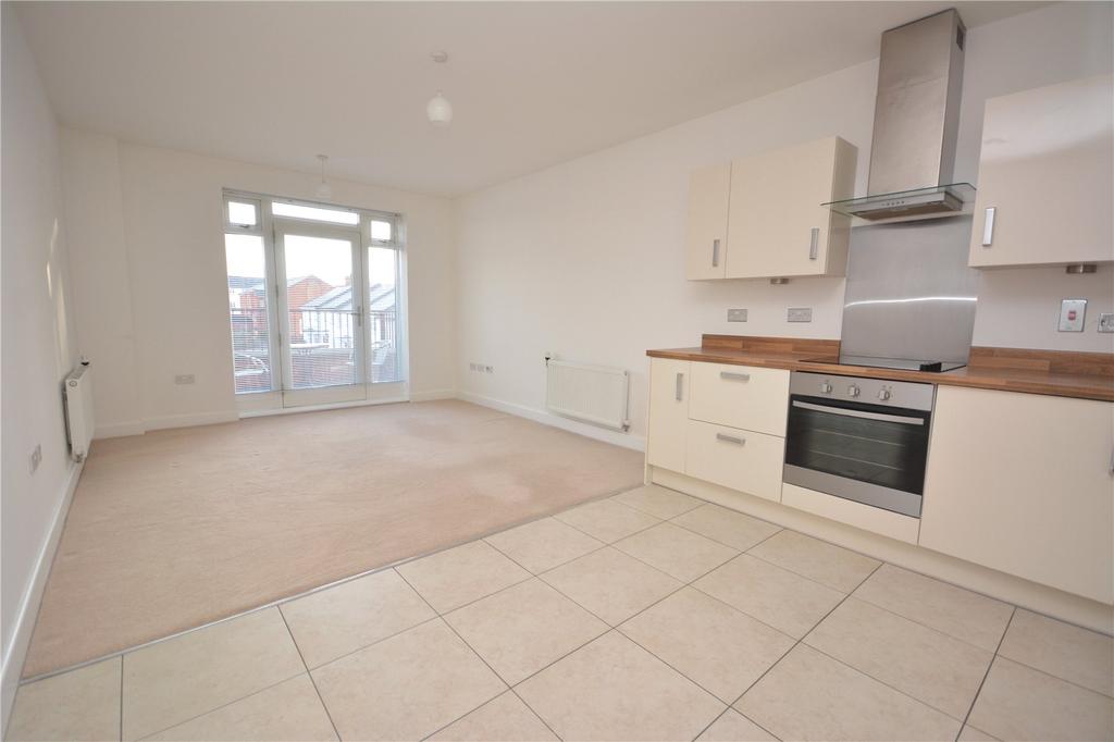 Grace Bartlett Gardens, Chelmsford, CM2 2 bed apartment £1,325 pcm (£