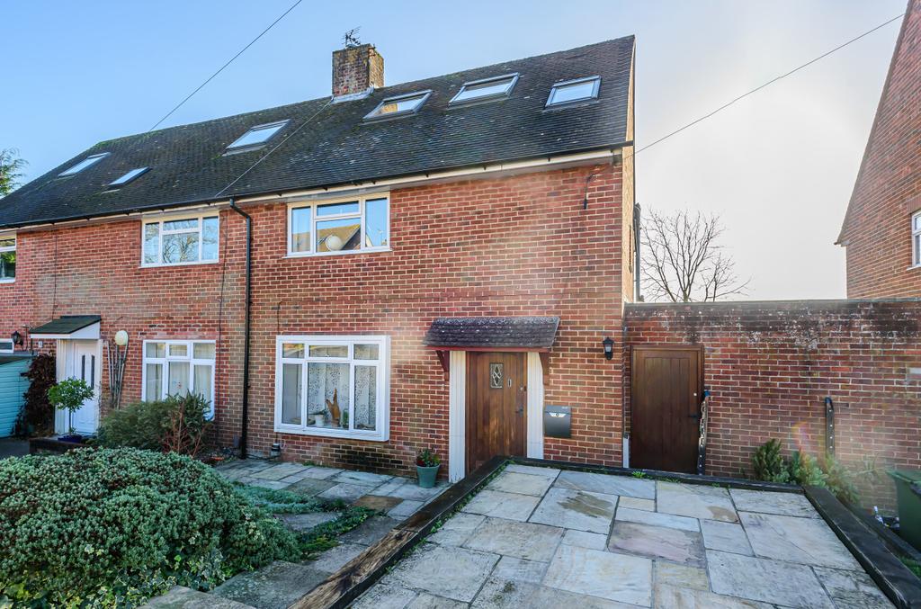 Pemerton Road, Winchester, Hampshire, SO22 3 bed semidetached house