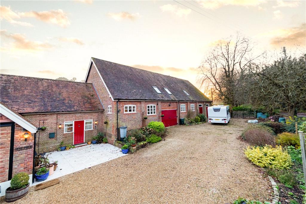 Gadmore Lane, Hastoe, Tring 5 bed detached house