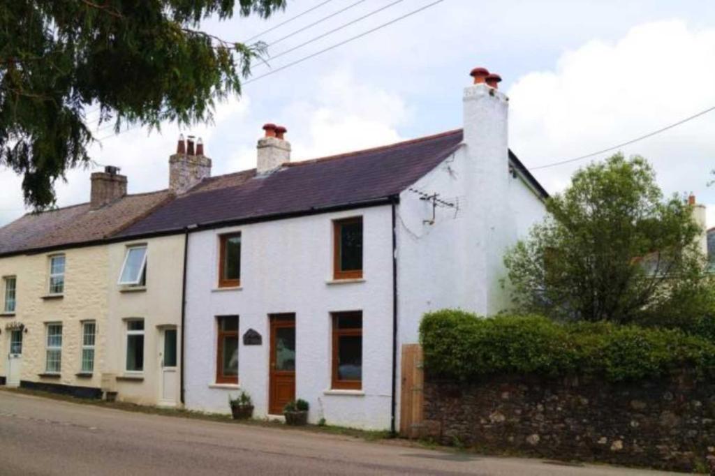The Terrace, Albaston 3 bed house £210,000