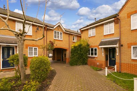 1 bedroom terraced house for sale - Sycamore Close, Loughton, IG10