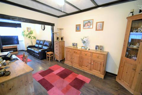 20 New Road, Bedfont, Feltham, TW14 8HN
