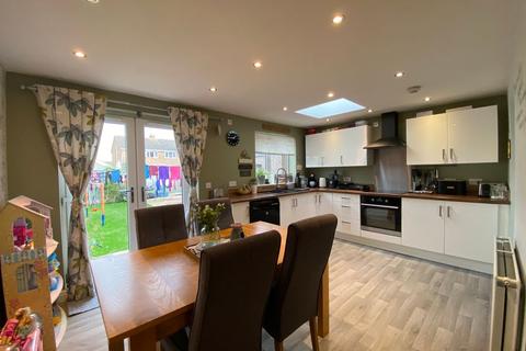 2 Bean Gardens, Snaith, Goole, DN14 9HR