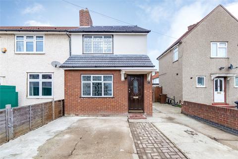 17 Adomar Road, Dagenham, RM8 3LR