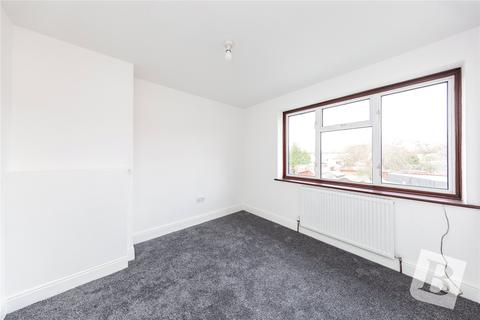 17 Adomar Road, Dagenham, RM8 3LR
