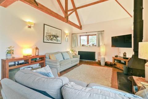 5 bedroom barn conversion to rent, Finn Farm Court, Kingsnorth, Ashford, TN23