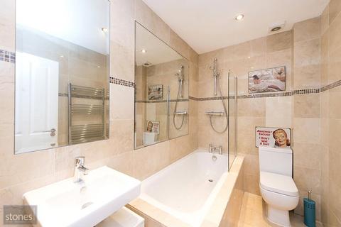 2 bedroom apartment to rent, Finchley Road, Childs Hill, London, NW2