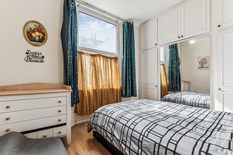 1 bedroom flat to rent, Gloucester Terrace, London