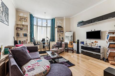 1 bedroom flat to rent, Gloucester Terrace, London