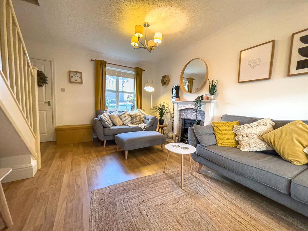 Holly Close, Scunthorpe, North Lincolnshire, DN16 3 bed semidetached