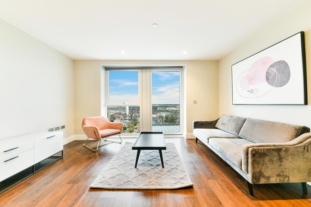Samuelson House, Greenview Court... 2 bed apartment £1,647 pcm (£380 pw)