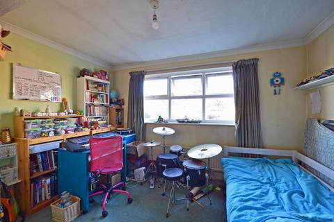 328 Berkhampstead Road, Chesham, HP5 3HF