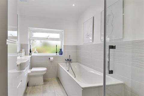 11 Gaviots Green, Gerrards Cross, SL9 7EB